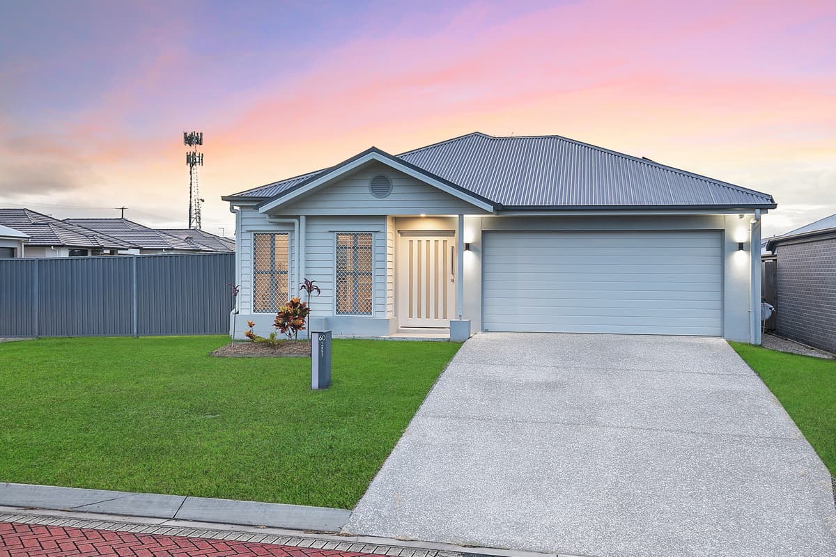 Beautiful near new family home, raked ceilings, multiple living, ducted air-con on great size block!