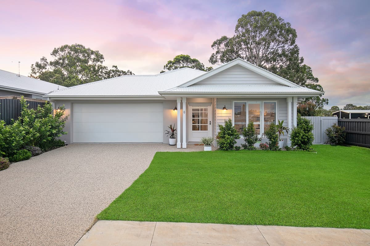 Stunning near new Hampton style home with 4 living areas and superb finishes!