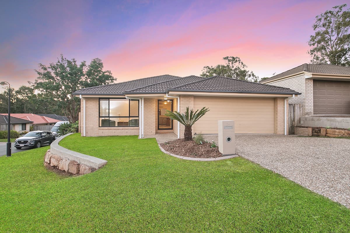 Refurbished four-bedroom family home with multiple living areas on a corner block!