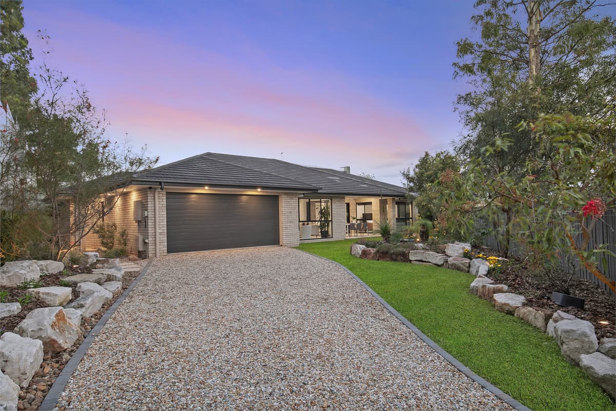 Stunning family retreat with 3 living areas, large block with native gardens and so much more!