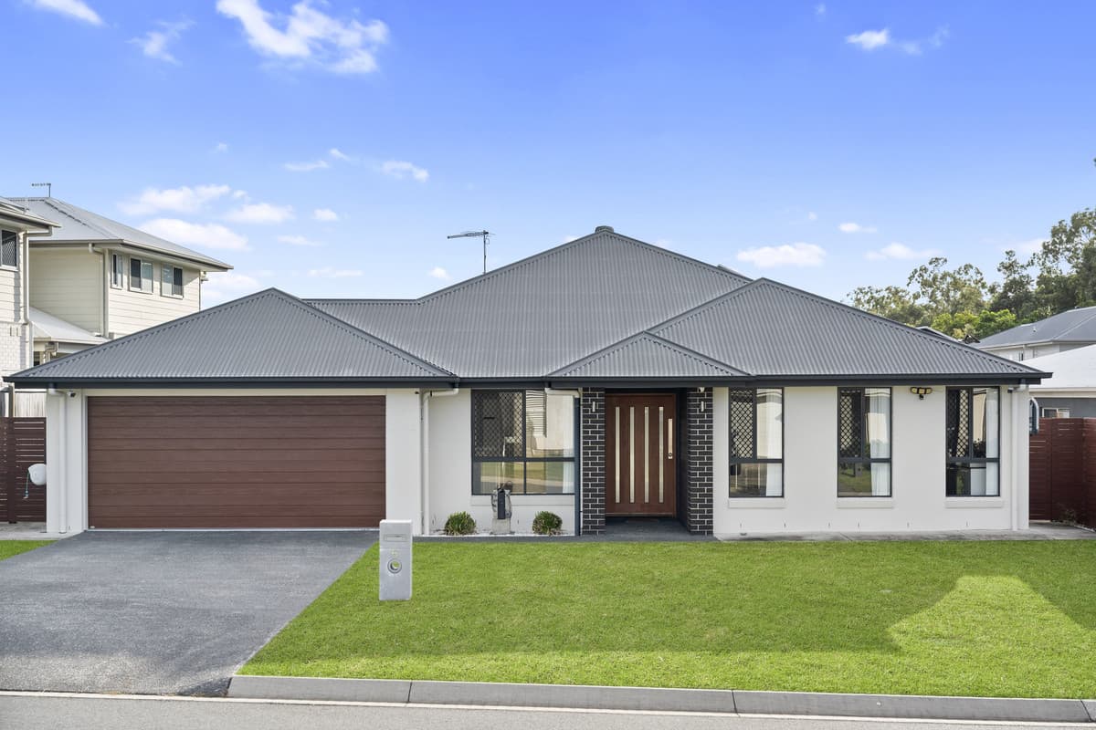 Gorgeous home with maximum lifestyle, added features and a big backyard!