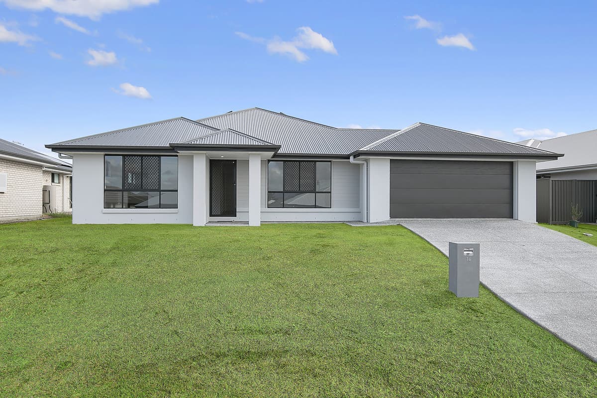 Beautiful New Build Home - Hedley Park Estate