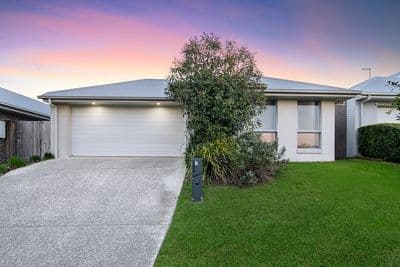 4-bedroom family home - vacant & ready to move straight into!