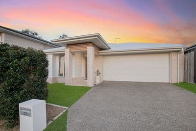 Beautifully Presented Family Home with Multiple Living Areas & Superb Outdoor Entertaining!